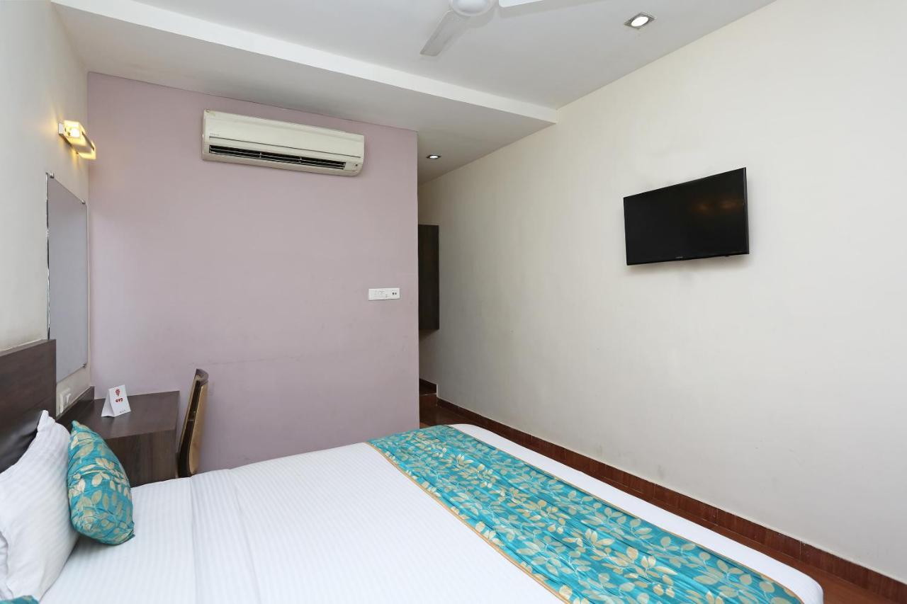 Oyo 4940 Hotel Sea Rock Rāipur Exterior foto