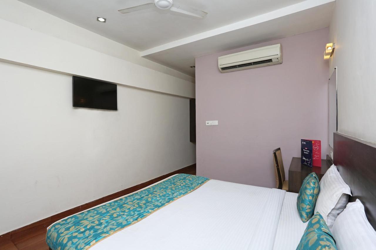 Oyo 4940 Hotel Sea Rock Rāipur Exterior foto